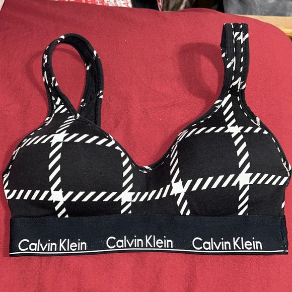 Calvin Klein Sports Bra - Picture 1 of 5